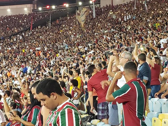 Estandarte da torcida do Fluminense — FFC x FEC 2019