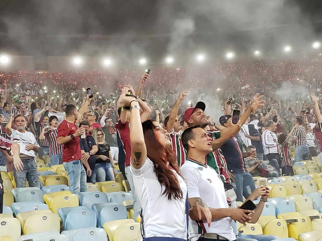 Torcida do Fluminense no Maracanã contra o Corinthians — Copa Sul-Americana 2019